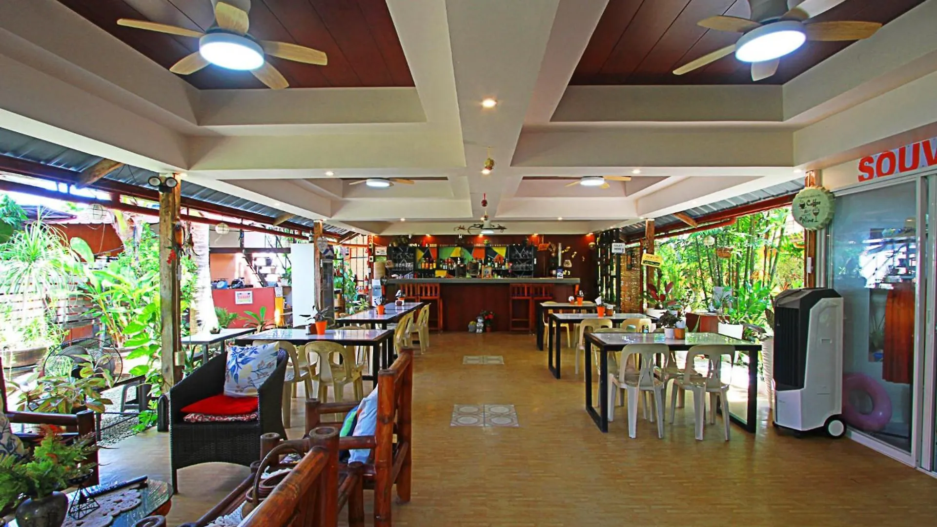 Adrianas Place Boutique Guest House Panglao