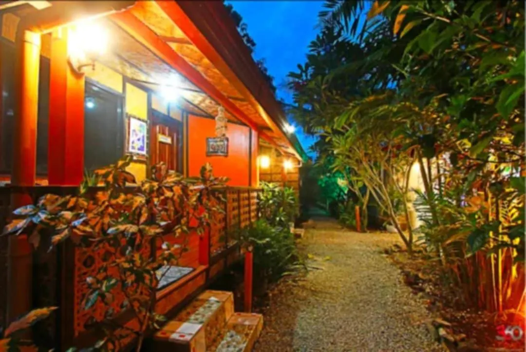 Adrianas Place Boutique Guest House Panglao